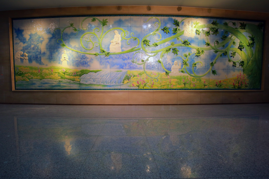 附設醫院生命之樹-法藍瓷牆左